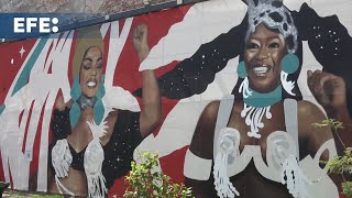 S&U PLC [CBOE] El Museo del Carnaval de Uruguay homenajea a las &quot;divas&quot; del candombe con murales en su jardín