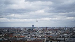 Tausende protestieren in Berlin gegen hohe Mieten