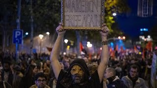 Des de milliers de personnes protestent contre la hausse des loyers à Barcelone