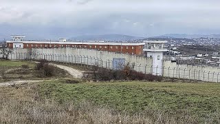 Danish justice minister visits Kosovo prison set to receive 300 inmates from Denmark