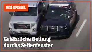 Rettungseinsatz auf dem Highway während der Fahrt | DER SPIEGEL