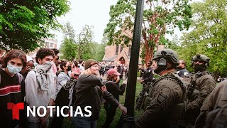 La policía desaloja el campus de la Universidad de Virginia y detiene a unas 25 personas