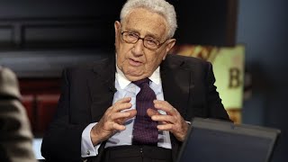 Henry Kissinger, figure controversée de la diplomatie américaine, est mort