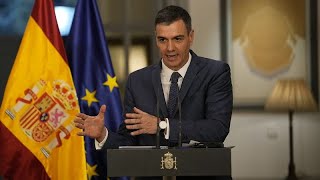 Spagna, il premier Pedro Sánchez è arrivato a Pechino: inizia la visita di tre giorni in Cina