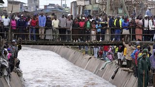 UBER INC. Über 200 Tote: Heftige Regenfälle in Kenia zerstören Lebensgrundlagen