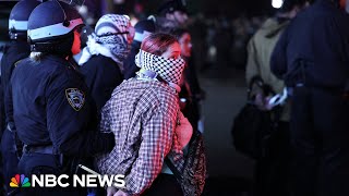 BREAKING: Protesters taken into custody at Columbia University