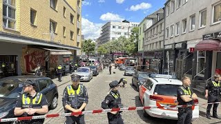 AXE German police shoot man armed with an axe in Hamburg