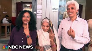 Almost one billion people start voting in India&#39;s general election
