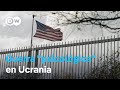 Ucrania acusa a Rusia de "guerra psicológica" mientras cierran embajadas occidentales en Kiev