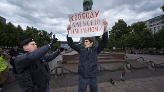 Supporters of jailed Kremlin critic Alexei Navalny mark birthday with protests