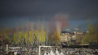 Olimpiadi di Parigi, la torcia olimpica arriva a Marsiglia: prima tappa della staffetta di 68 giorni