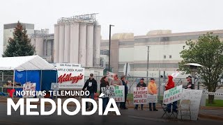 DEERE & COMPANY Oleada de huelgas: trabajadores de John Deere y  Kellogg&#39;s exigen mejores condiciones laborales