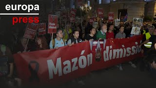 Una manifestación de &quot;rabia y duelo&quot; exige la dimisión del Consell de Mazón