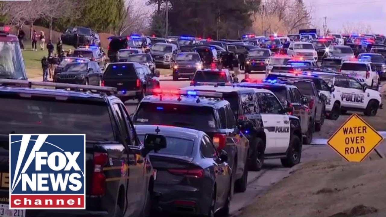 'PAY ATTENTION': FBI expert issues CHILLING warning after terror  attacks