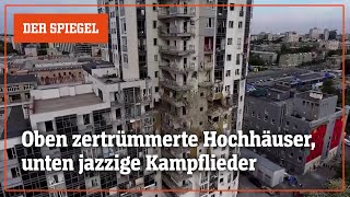 Luftangriffe auf Charkiw: Lenkbomben fliegen in Wohngebäude | DER SPIEGEL