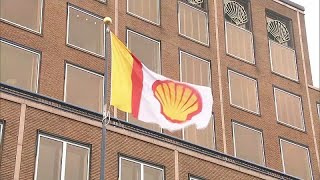 ROYAL DUTCH SHELLA Cambio di sede per Shell. Dai Paesi Bassi al Regno Unito guardano al green