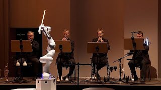 Un robot al posto del direttore d&#39;orchestra: l&#39;innovazione dell&#39;Orchestra sinfonica di Dresda