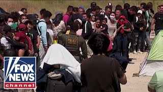 MASS Reporter witnesses mass releases of migrants into San Diego