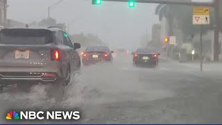 Heavy rain leads to flash floods across south Florida