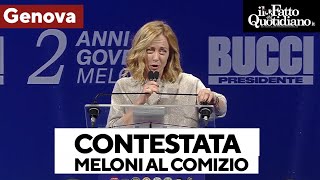 Colpo di scena al comizio, Meloni contestata dai suoi &quot;amici&quot; balneari: &quot;Ci hai traditi&quot;