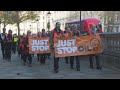 Keine Angst vorm Knast: JUST STOP OIL protestiert in London weiter