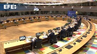 Los líderes de la UE empiezan a considerar la creación de centros de deportación de migrantes en el