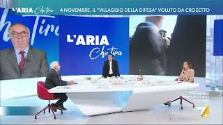 4 novembre, Giorgia Meloni arriva &#39;a sorpresa&#39; al &#39;Villaggio della Difesa&#39; e sale a bordo di un ...