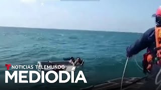DIA Video del día: Militares colombianos rescatan a los náufragos de una embarcación que zozobró