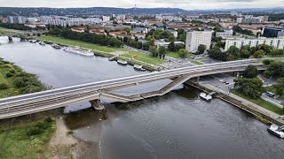 Major bridge partially collapses into river in Dresden