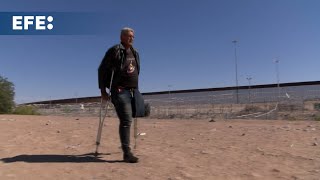 S&U PLC [CBOE] Migrante venezolano con una sola pierna busca cruzar la frontera a pesar de su discapacidad