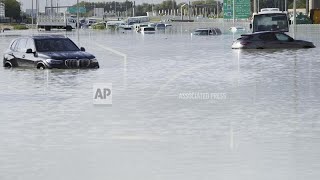 No comment : Dubaï enregistre les plus fortes précipitations de son histoire