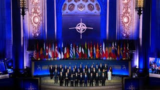 L&#39;OTAN propose à l&#39;Ukraine une voie &quot;irréversible&quot; vers l&#39;adhésion à l’Alliance