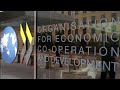 La OCDE mejora sus previsiones de crecimiento mundial