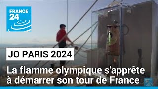 JO : la flamme olympique s&#39;apprête à démarrer son tour de France • FRANCE 24