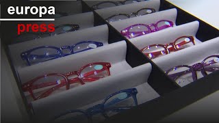Sanidad confirma que &quot;trabajará&quot; para comenzar a financiar gafas y lentillas a partir de 2025