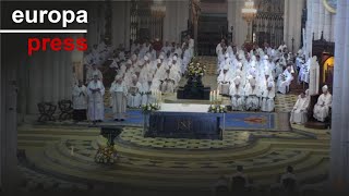 Más de un millar de fieles acuden a la ordenación de los nuevos obispos auxiliares de Madrid