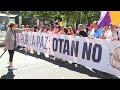 Cientos de personas se manifiestan en contra de la OTAN en Madrid