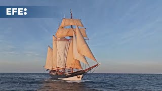 DARWIN AG INH O.N. El barco que recrea la vuelta al mundo de Darwin llega a las Galápagos