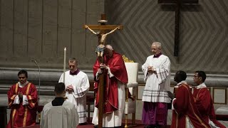Vor Ostern: Papst (87) nicht beim Kreuzweg ums Kolosseum in Rom dabei