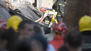 L&#39;effondrement d&#39;un toit extérieur dans une gare en Serbie fait au moins 13 morts