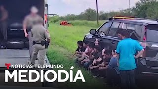 En video: Rangers de Texas rescatan 16 migrantes que eran traficados en el doble fondo de un camión