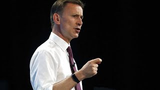 HUNT GB: il nuovo ministro del tesoro, Jeremy Hunt, annulla le misure fiscali decise in precedenza