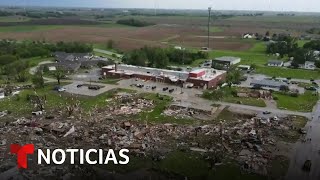 DIA Illinois bajo alerta de tormentas y tiempo severo tras un día fatal para Iowa | Noticias Telemundo