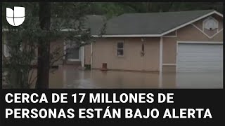 Vecindarios bajo el agua tras inundaciones repentinas en Texas y Louisiana