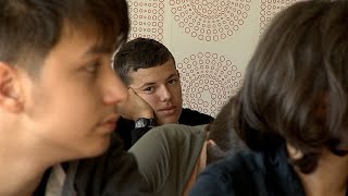 Inside Europe&#39;s only Ukrainian-Hungarian school for refugee children