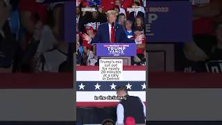 RALLY Trump&#39;s mic cuts out for nearly 20 minutes at Michigan rally