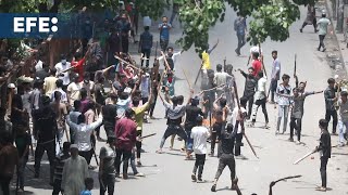 Al menos 93 muertos en la jornada más letal de las protestas estudiantiles en Bangladés