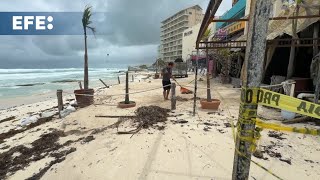 El huracán Beryl deja daños menores en la joya turística de México