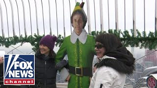 Empire State Building spreads Christmas cheer to celebrate Elf&#39;s 20th anniversary