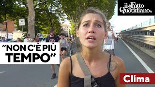 INTESA SANPAOLO A Torino giovani da tutto il mondo per il Climate Social Camp: blitz contro Snam e Intesa San Paolo